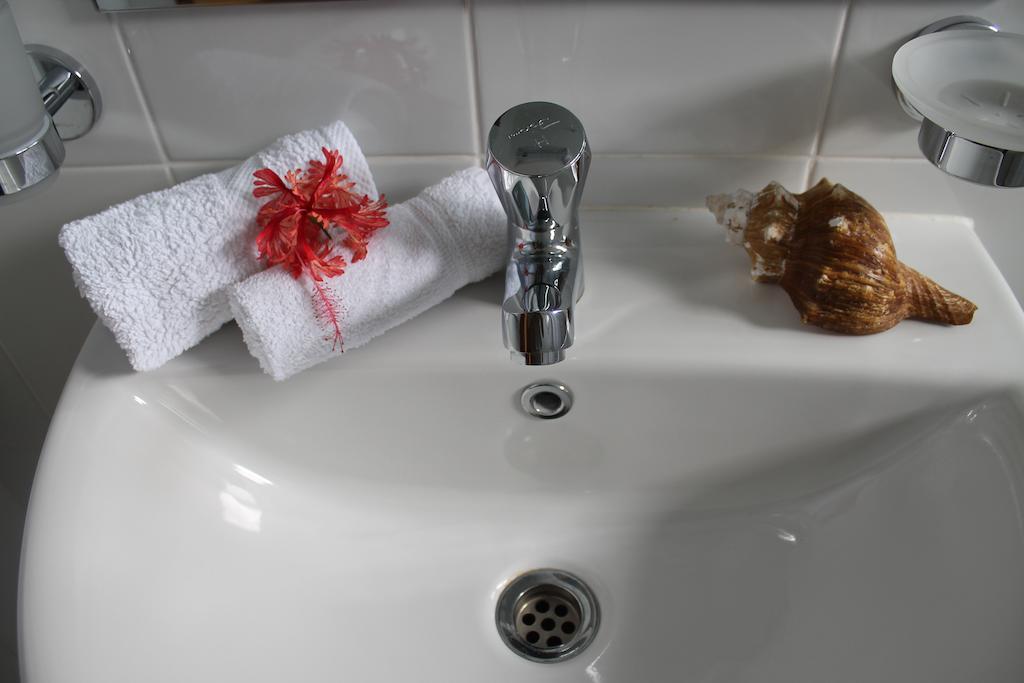 Central Self Catering Apartments Felicite Island 部屋 写真