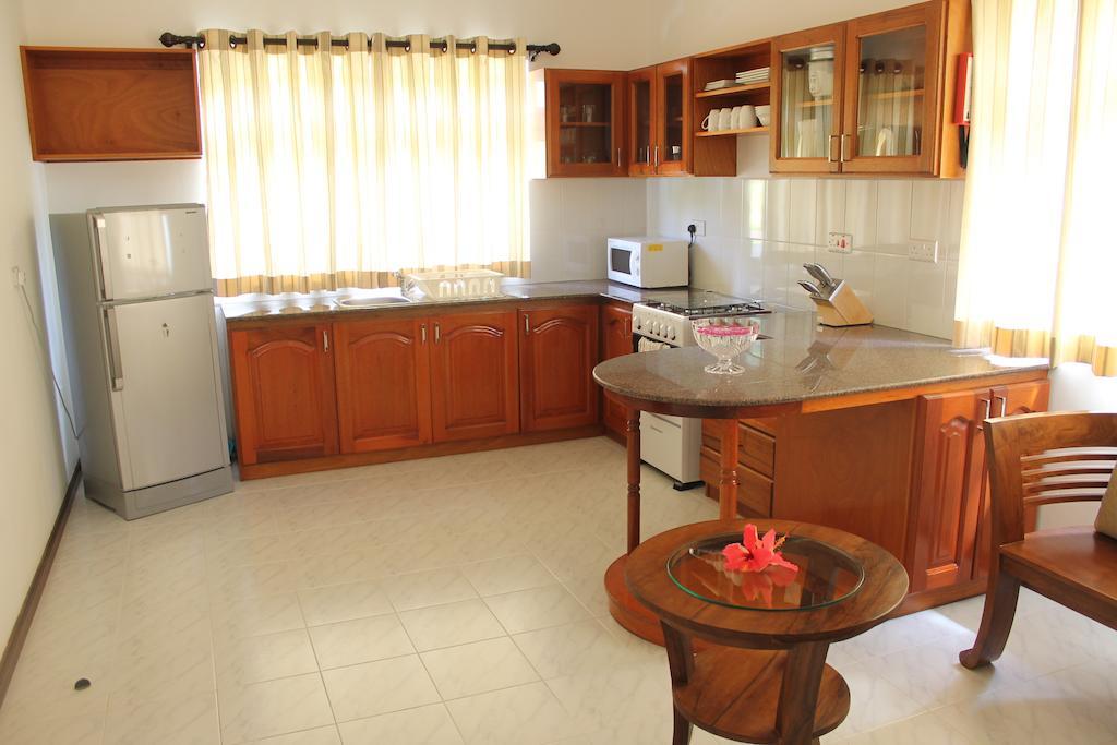 Central Self Catering Apartments Felicite Island 部屋 写真